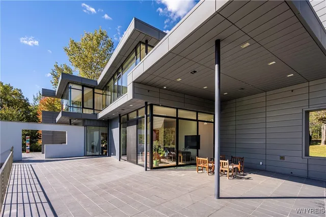 $2,850,000 | 41 Melant Drive, Orchard Park, NY 14127