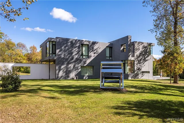 $2,850,000 | 41 Melant Drive, Orchard Park, NY 14127