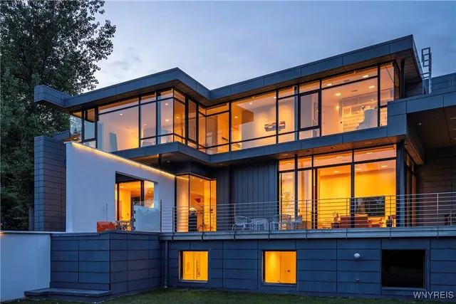 $2,850,000 | 41 Melant Drive, Orchard Park, NY 14127