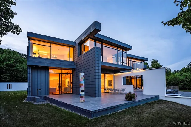 $2,850,000 | 41 Melant Drive, Orchard Park, NY 14127