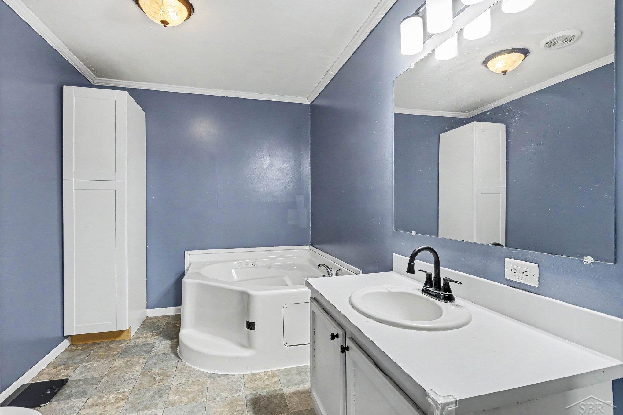 4405 North Merrill Road Merrill, MI 48637 - Photo 14 of 39