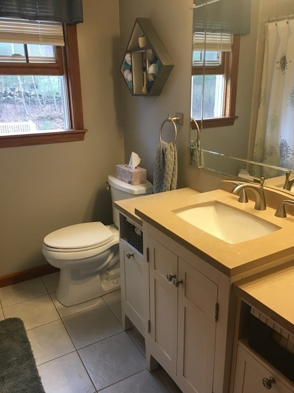 11 Buckhill Road Tyngsborough, MA 01879 - Photo 16 of 28 Gallery Image 16