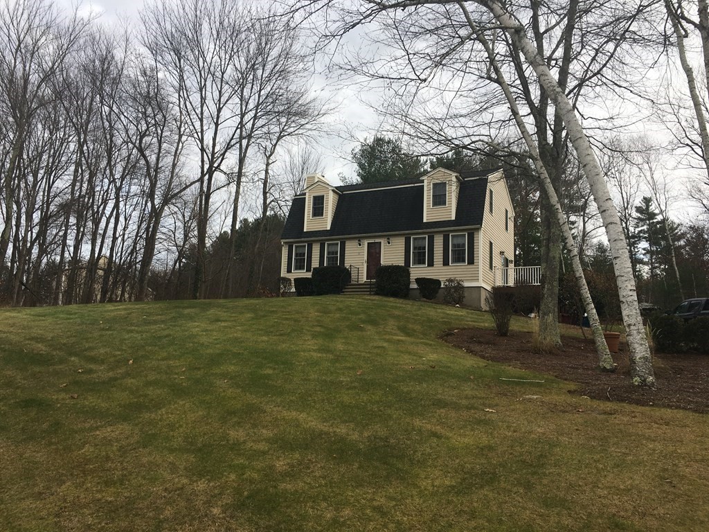 11 Buckhill Road Tyngsborough, MA 01879 - Photo 2 of 28 Gallery Image 2