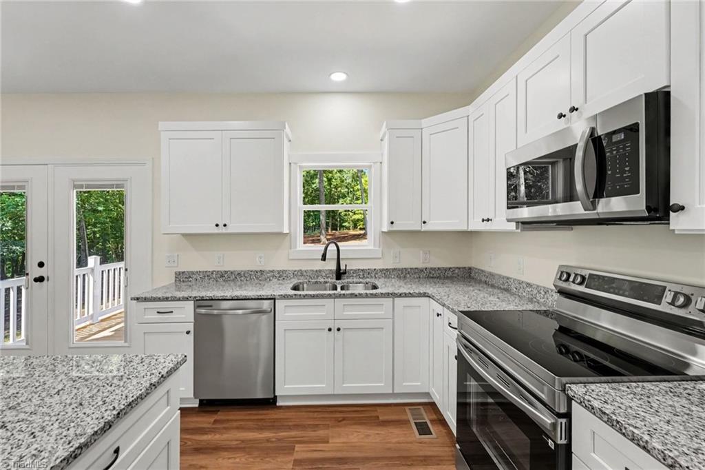 2795 Beckner Road Lexington, NC 27292 - Photo 9 of 28