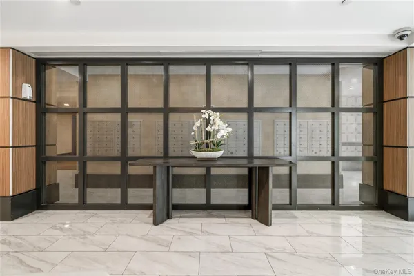$2,700 | 300 Mamaroneck Avenue, Unit 323, White Plains, NY 10604