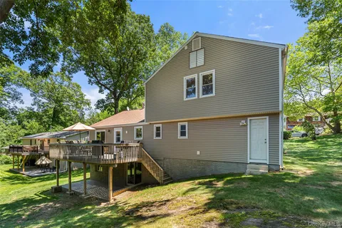 $975,000 | 7 Hastings Close, Hastings-on-Hudson, NY 10706