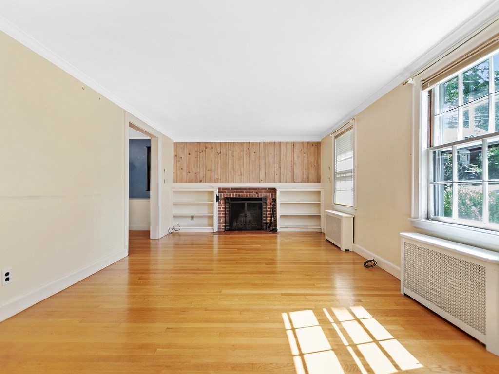 3 Florence Road Waltham, MA 02453 - Photo 11 of 37