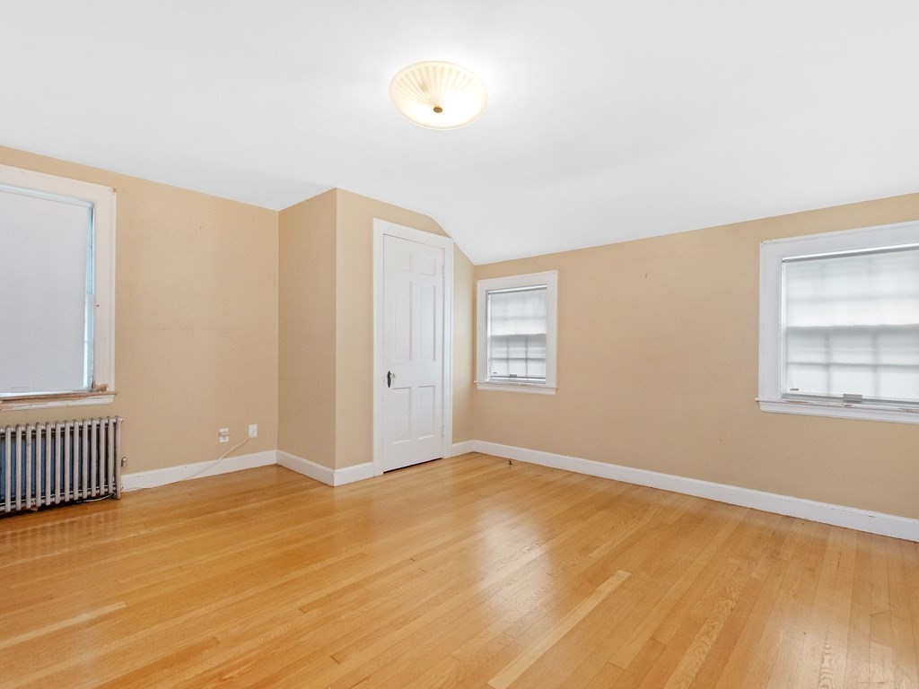 3 Florence Road Waltham, MA 02453 - Photo 19 of 37