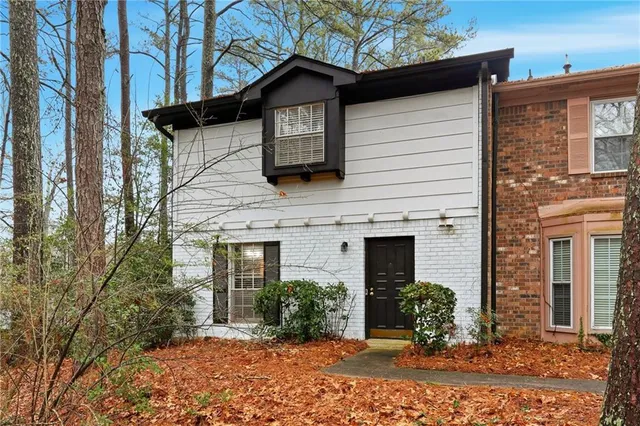 $171,000 | 754 Garden View Drive, Stone Mountain, GA 30083