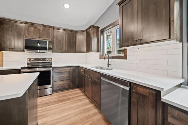 $379,900 | 900 1/2 8th Avenue North, Princeton, MN 55371