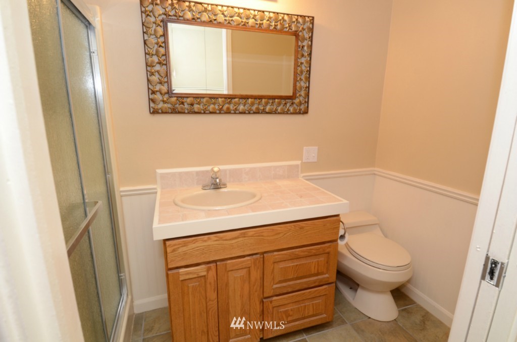 20011 95th Place Northeast Bothell, WA 98011 - Photo 10 of 15