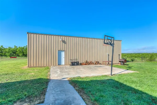 $525,000 | 1000 Friendship Road, Robert Lee, TX 76945