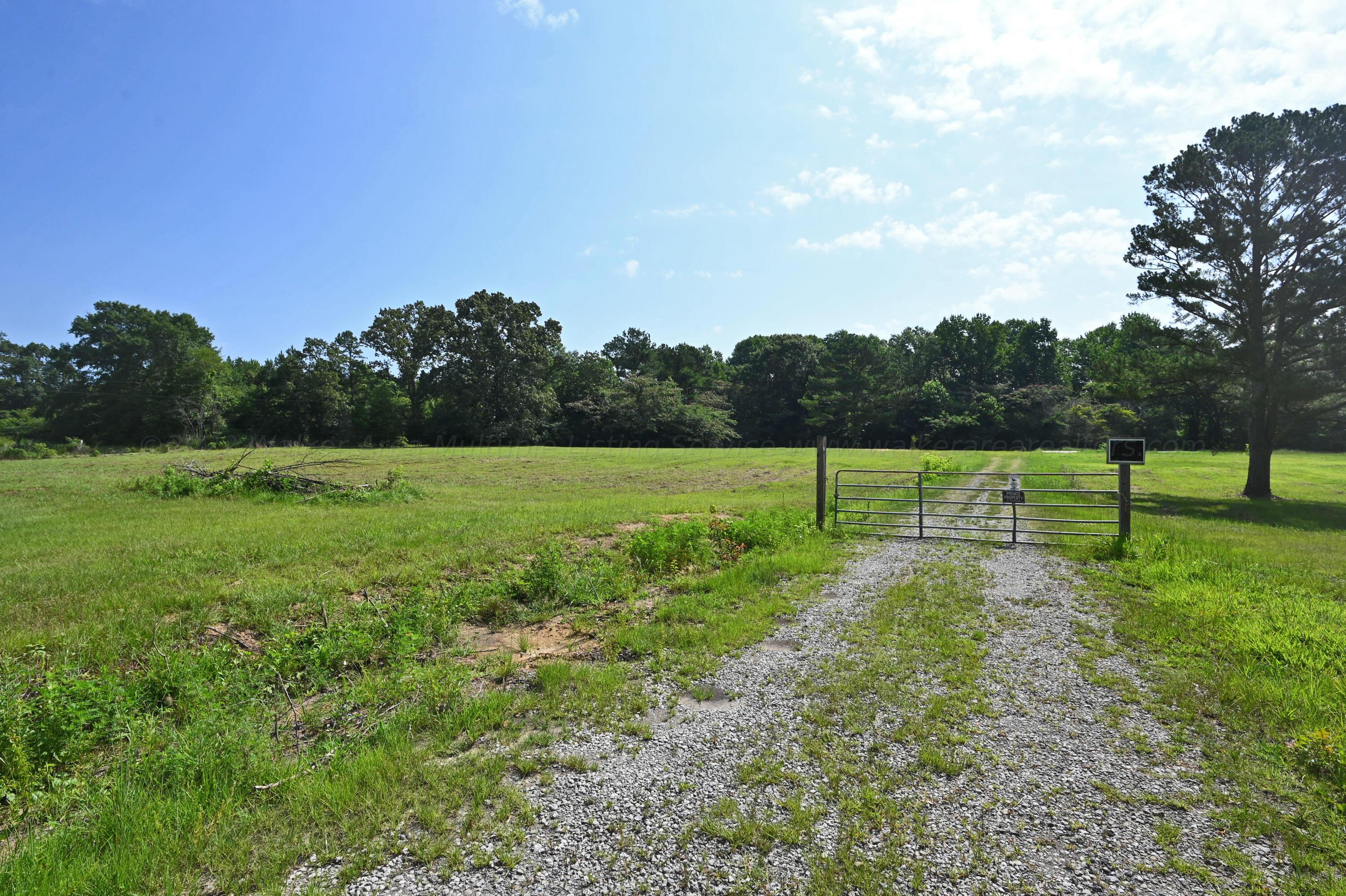 15 Zelles Road Jasper, AL 35503 - Photo 2 of 18 Gallery Image 2