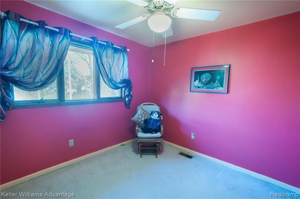 14466 Riverside Street Livonia, MI 48154 - Photo 23 of 44 Gallery Image 23