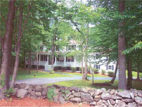 12 Canterbury Road Windham, NH 03087 - Photo 1 of 1