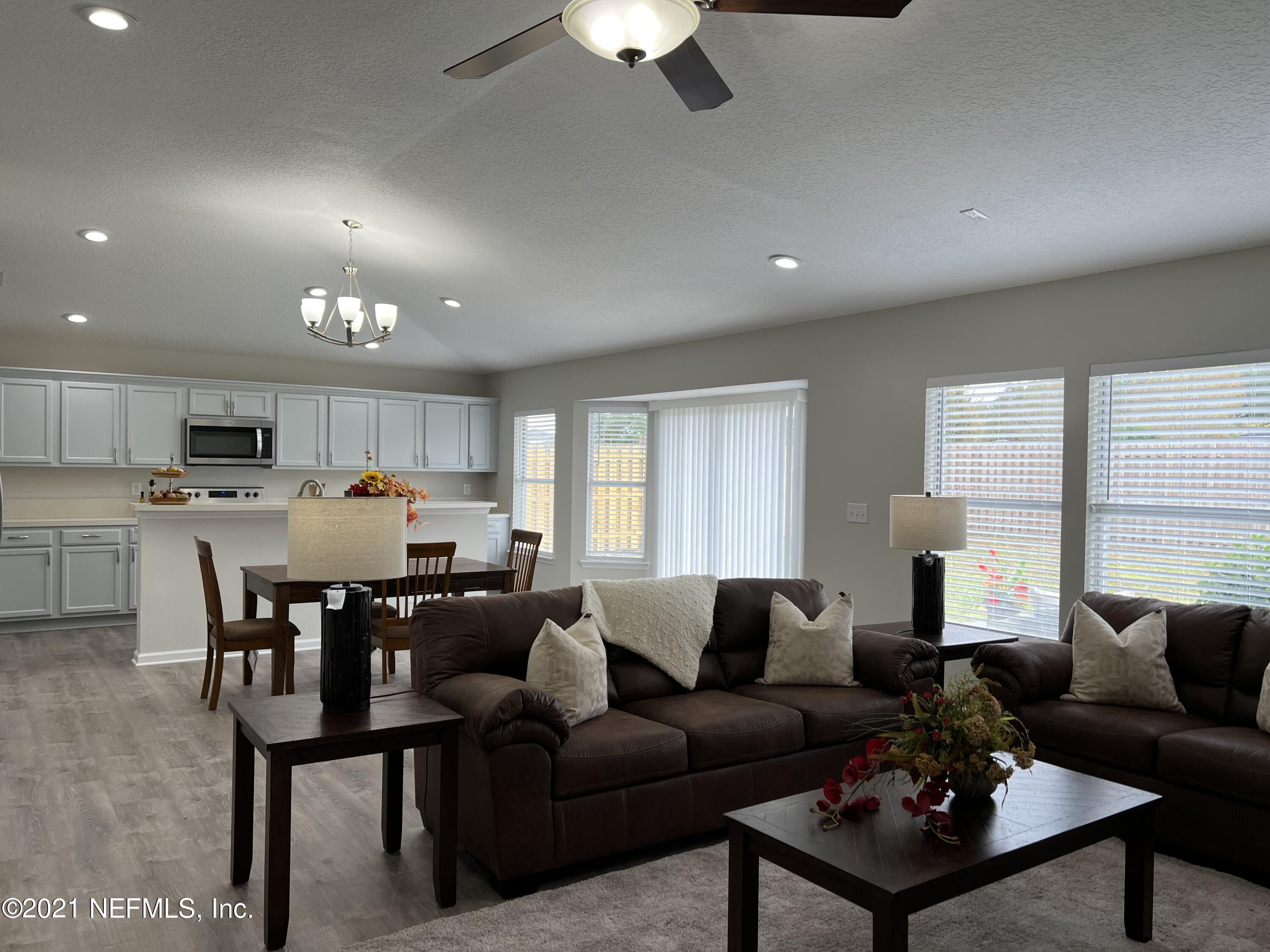 86888 Cartesian Pointe Drive Yulee, FL 32097 - Photo 3 of 13 IMG_3637 (003)