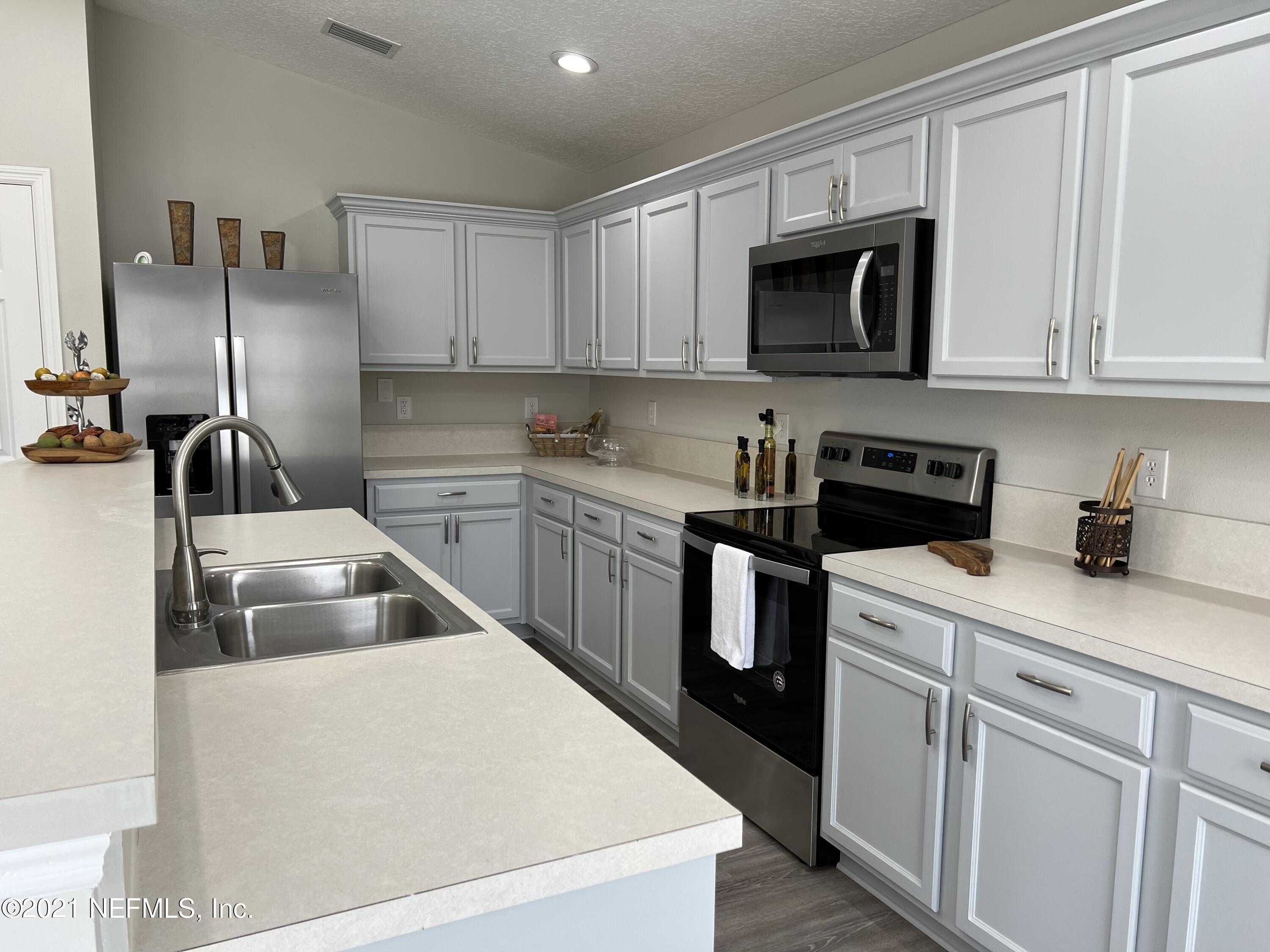 86888 Cartesian Pointe Drive Yulee, FL 32097 - Photo 5 of 13 IMG_3634 (003)