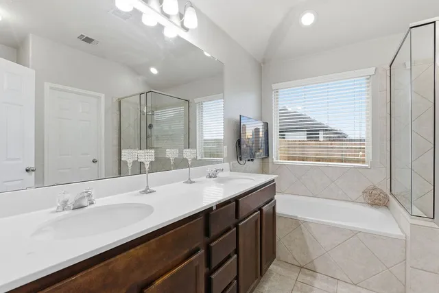 $309,999 | 114 Painted Desert Lane, Buda, TX 78610