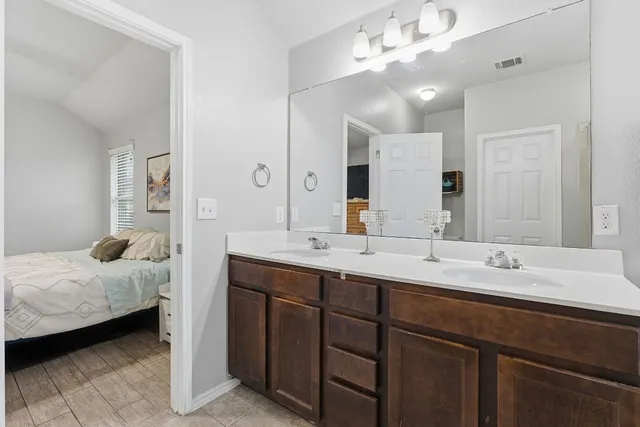 $309,999 | 114 Painted Desert Lane, Buda, TX 78610