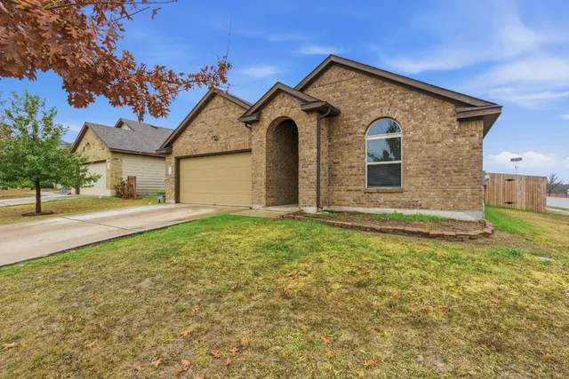 $309,999 | 114 Painted Desert Lane, Buda, TX 78610