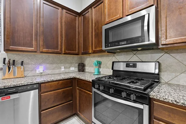 $309,999 | 114 Painted Desert Lane, Buda, TX 78610