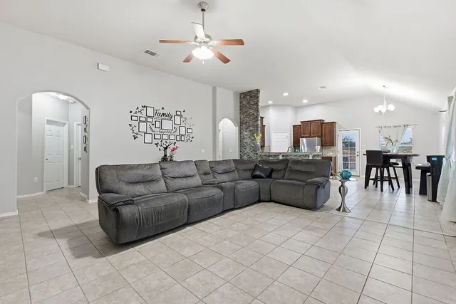 $309,999 | 114 Painted Desert Lane, Buda, TX 78610