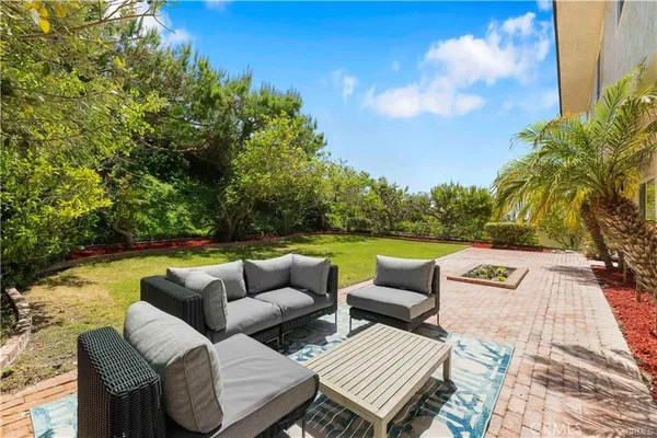 $2,480,000 | 6936 Kings Harbor Drive, Rancho Palos Verdes, CA 90275