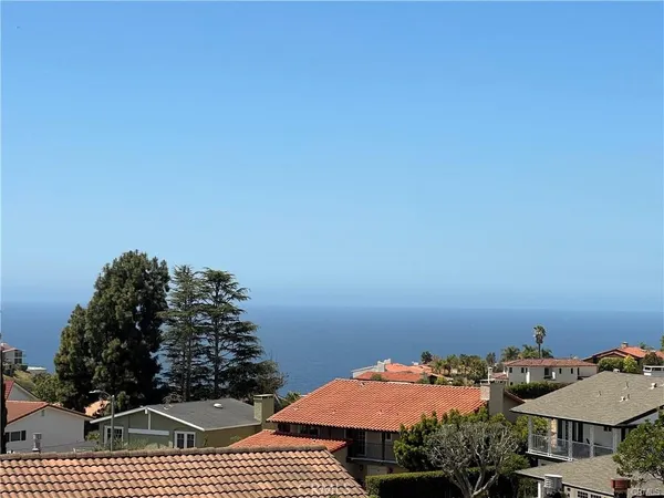 $2,480,000 | 6936 Kings Harbor Drive, Rancho Palos Verdes, CA 90275