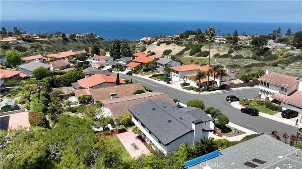 $2,480,000 | 6936 Kings Harbor Drive, Rancho Palos Verdes, CA 90275