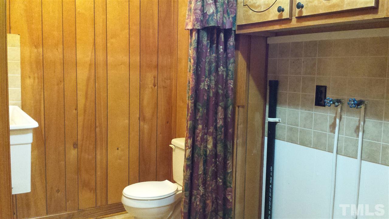 220 Paceville Road Selma, NC 27576 - Photo 9 of 17 Gallery Image 9