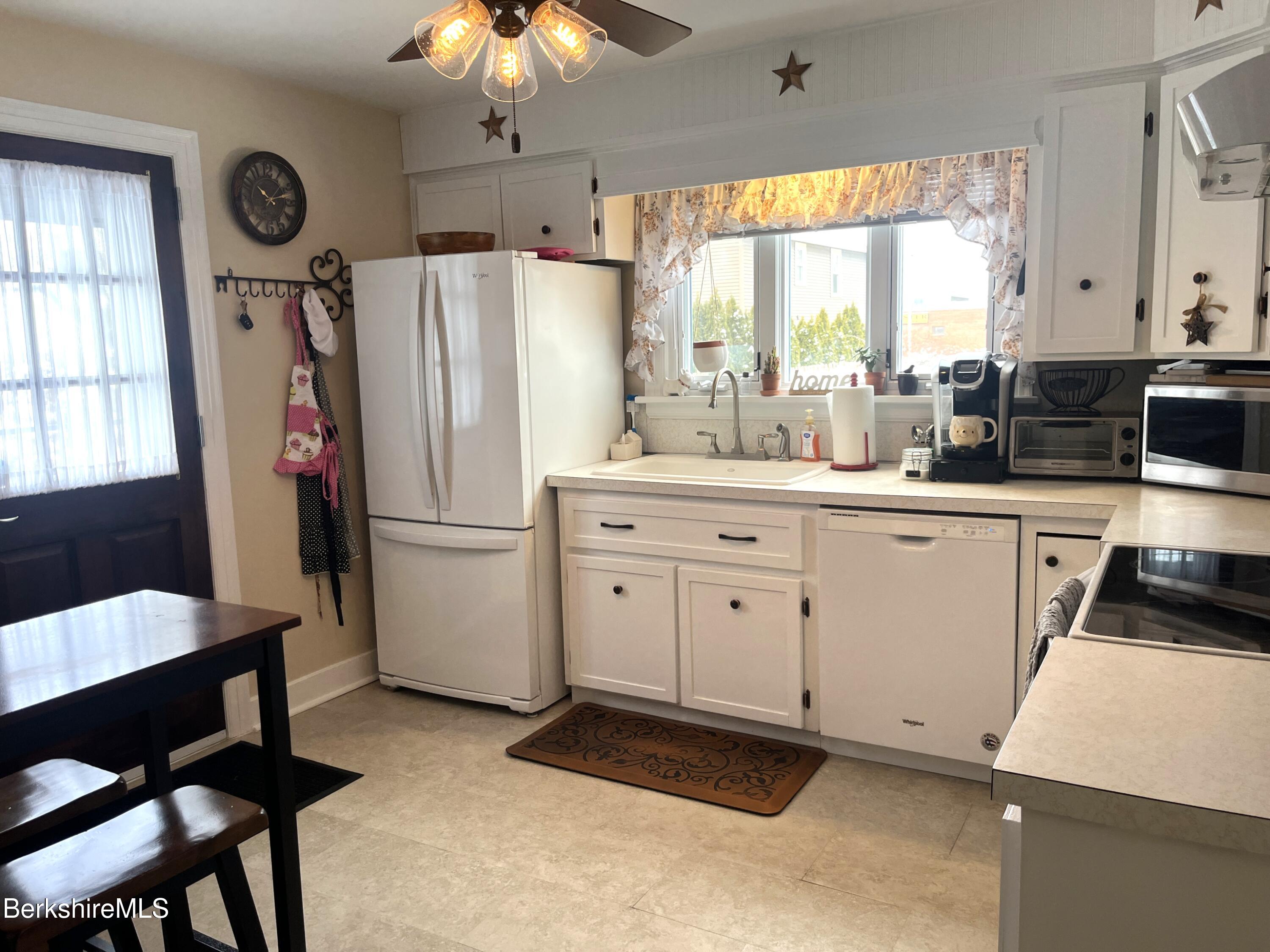 10 Huron Street Pittsfield, MA 01201 - Photo 6 of 28 Tidy Sun-filled Kitchen