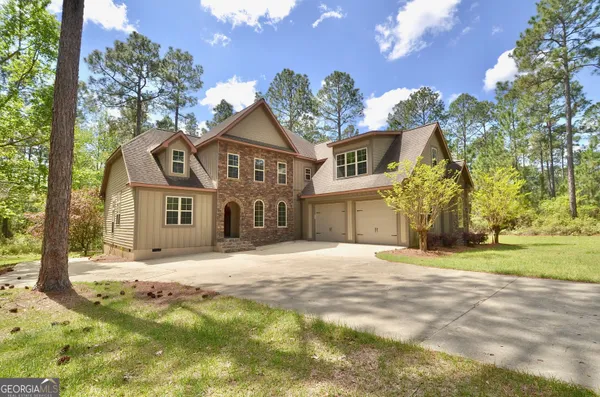 $589,000 | 438 Highland Lakes Drive, Eastman, GA 31023