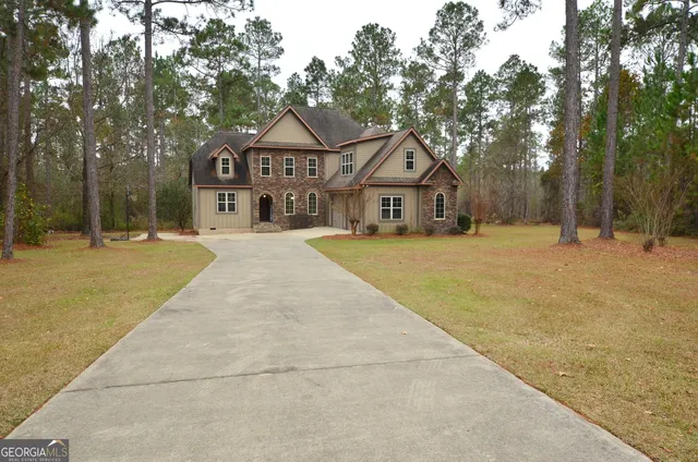 $649,000 | 438 Highland Lakes Drive, Eastman, GA 31023