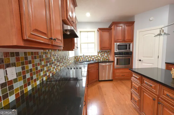 $589,000 | 438 Highland Lakes Drive, Eastman, GA 31023