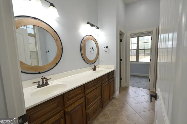 $649,000 | 438 Highland Lakes Drive, Eastman, GA 31023