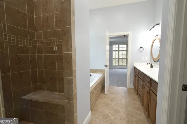 $649,000 | 438 Highland Lakes Drive, Eastman, GA 31023