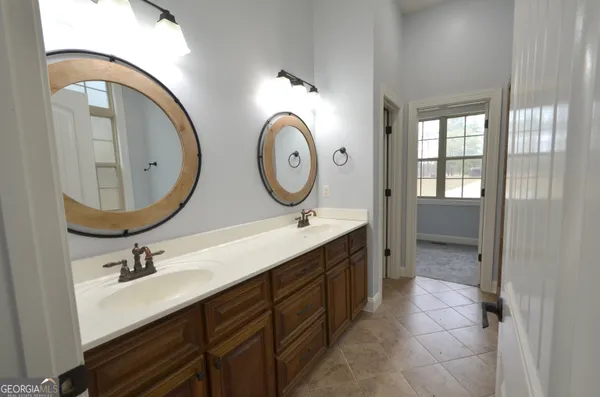 $589,000 | 438 Highland Lakes Drive, Eastman, GA 31023