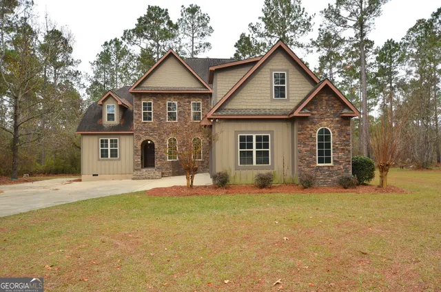 $649,000 | 438 Highland Lakes Drive, Eastman, GA 31023