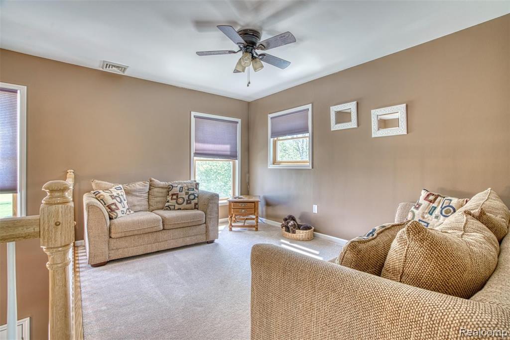9276 Schrepfer Road Howell, MI 48855 - Photo 33 of 56