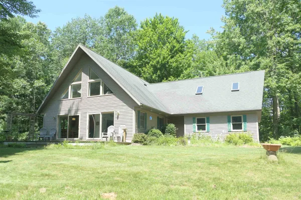 $500,000 | 4769 Feather Trail, Edmore, MI 48829