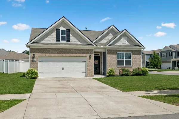 $389,900 | 2013 Tate Farm Lane, White House, TN 37188