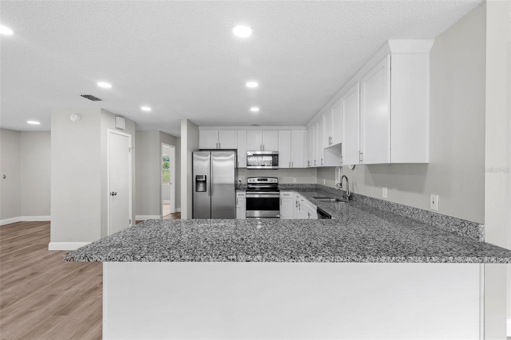 8302 Jackson Springs Road Tampa, FL 33615 - Photo 12 of 49