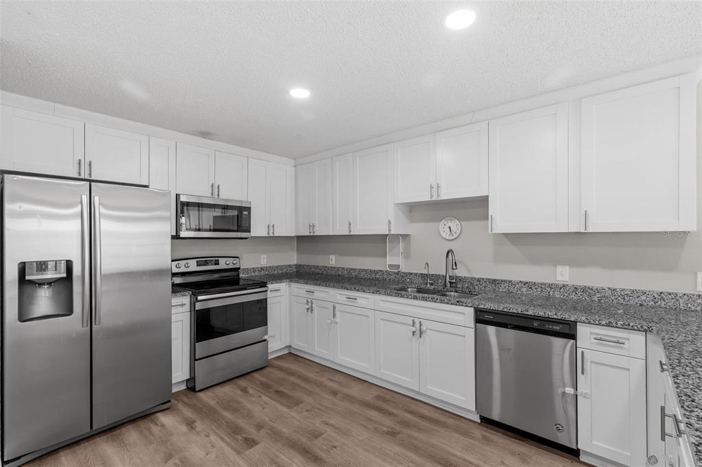 8302 Jackson Springs Road Tampa, FL 33615 - Photo 10 of 49