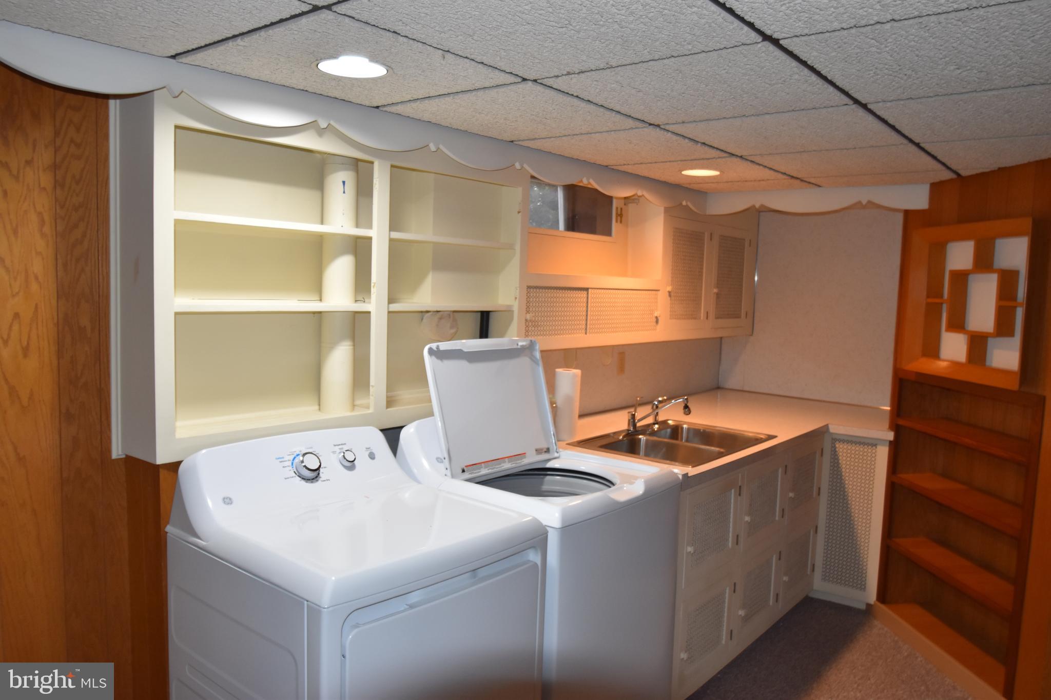 776 East Pumping Station Road Quakertown, PA 18951 - Photo 44 of 61 Laundry Room