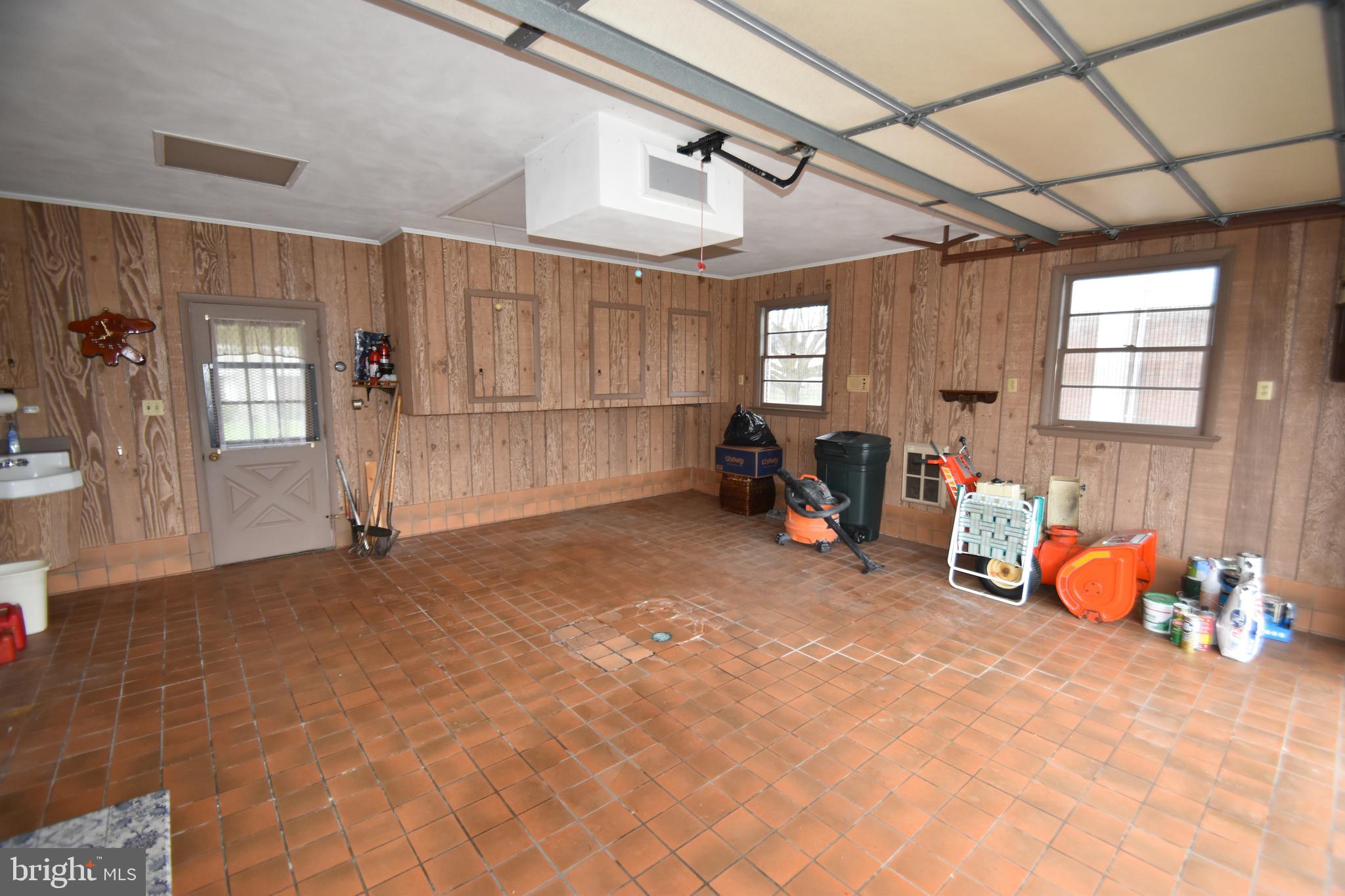 776 East Pumping Station Road Quakertown, PA 18951 - Photo 53 of 61 Garage