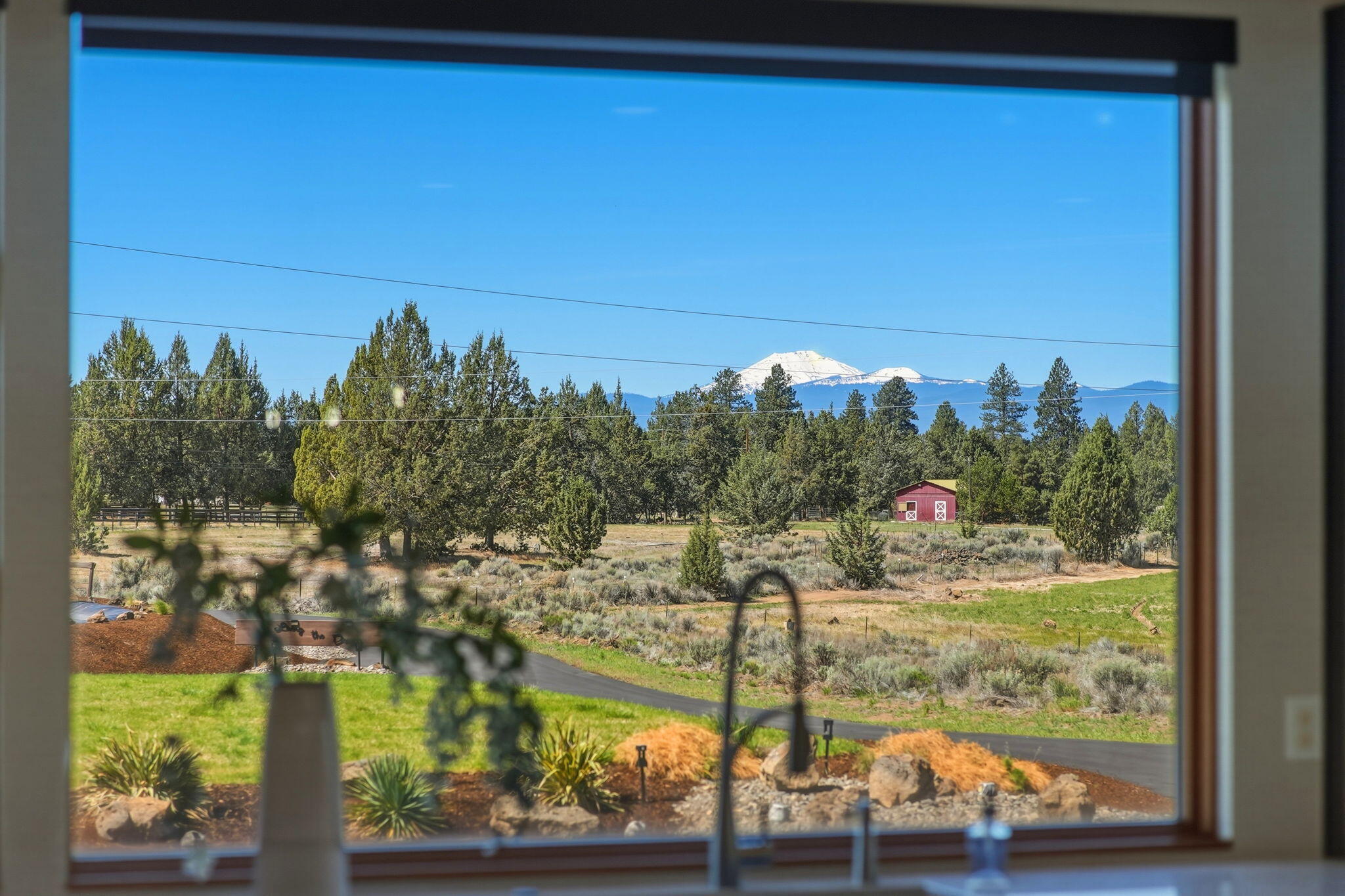 64144 Pioneer Loop Bend, OR 97701 - Photo 47 of 192 24-web-or-mls-Riley Visuals-24
