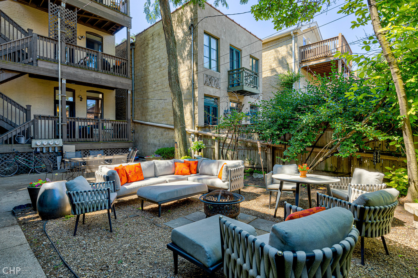 2116 West Potomac Avenue, Unit 1 Chicago, IL 60622 - Photo 23 of 24 a area with table and chairs