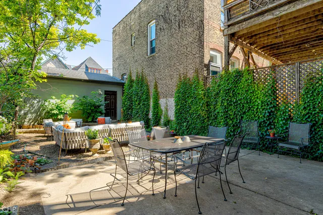 $4,500 | 2116 West Potomac Avenue, Unit 1, Chicago, IL 60622