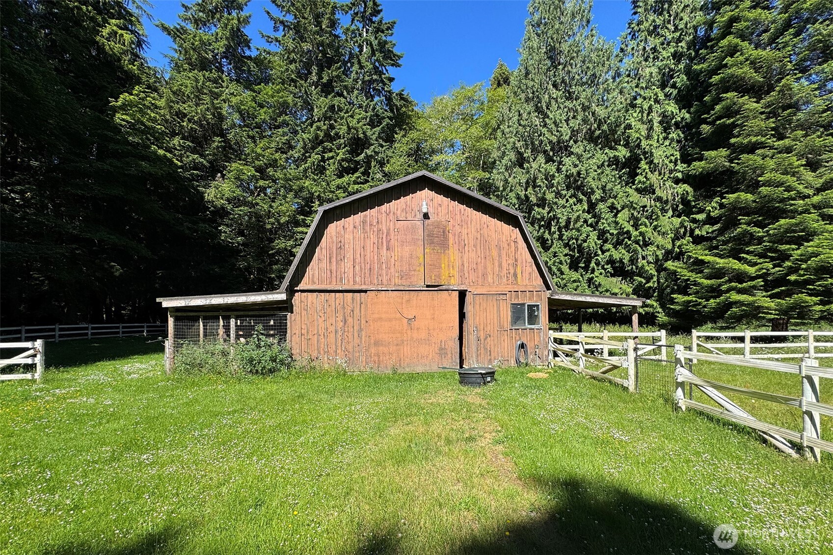 537 Herrick Road Port Angeles, WA 98363 - Photo 26 of 33