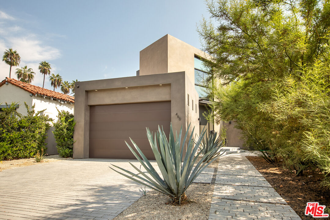 460 North Kings Road Los Angeles, CA 90048 - Photo 1 of 1